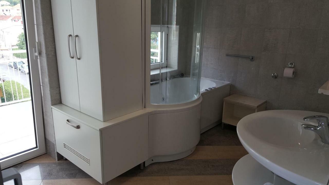 Apartamento Vipava Selce Exterior foto